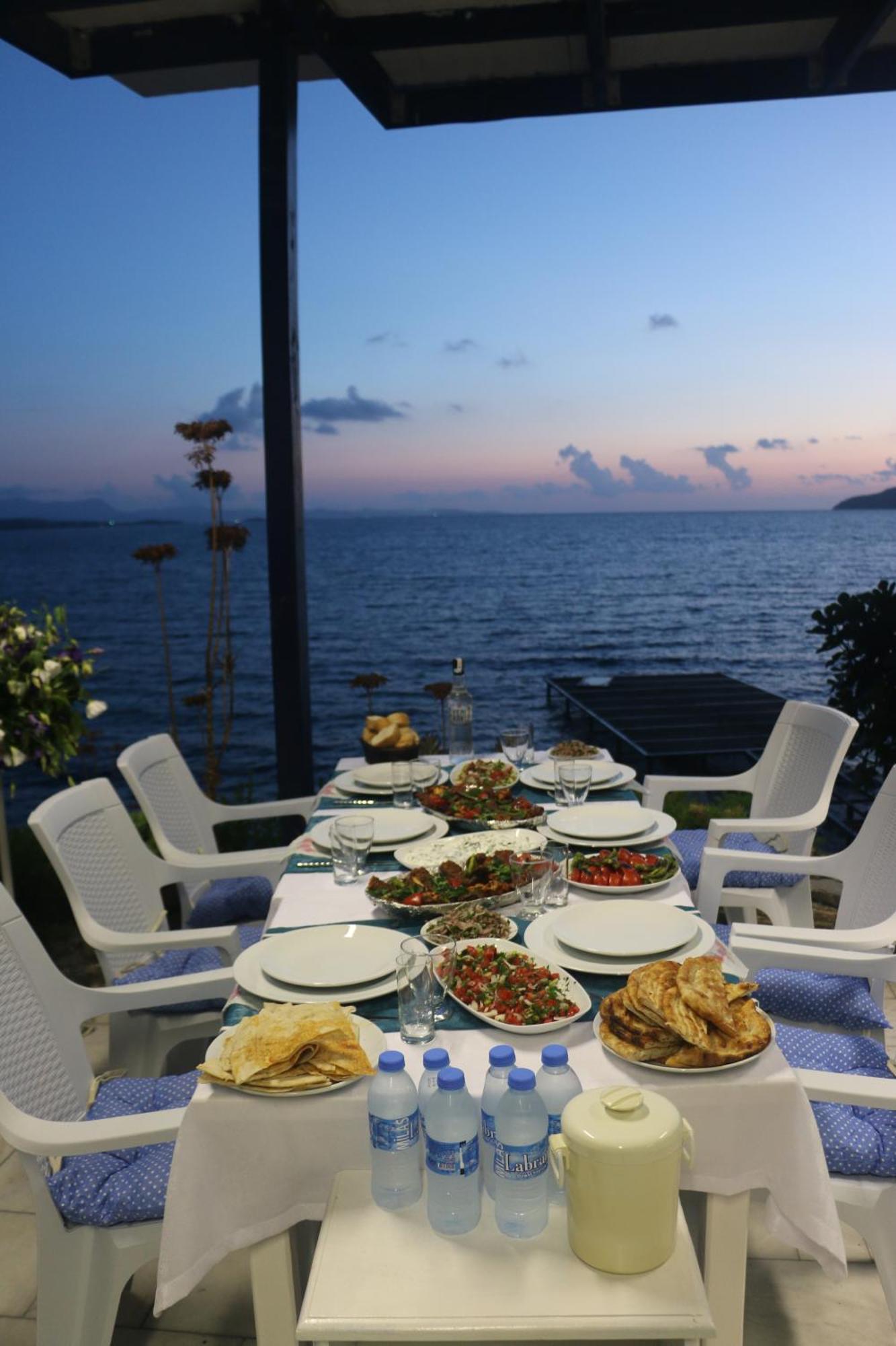Urga Butik Otel&Restaurant Gulluk Bagian luar foto
